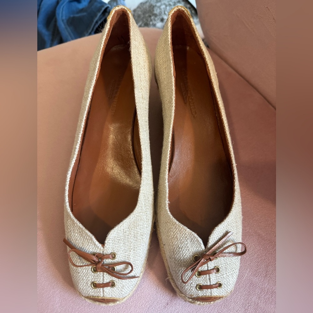 Hollywould NWOT  wedge espadrille, sz 38.5